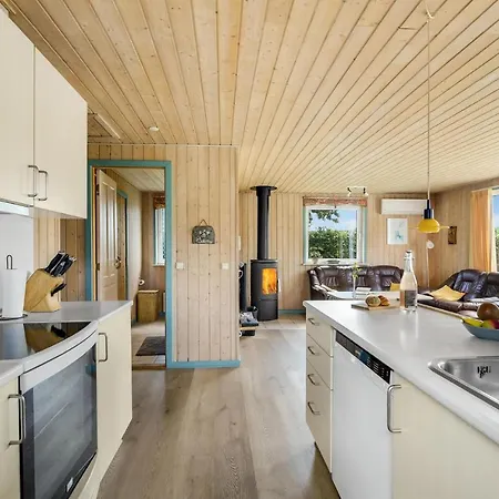 Amazing In With Kitchen